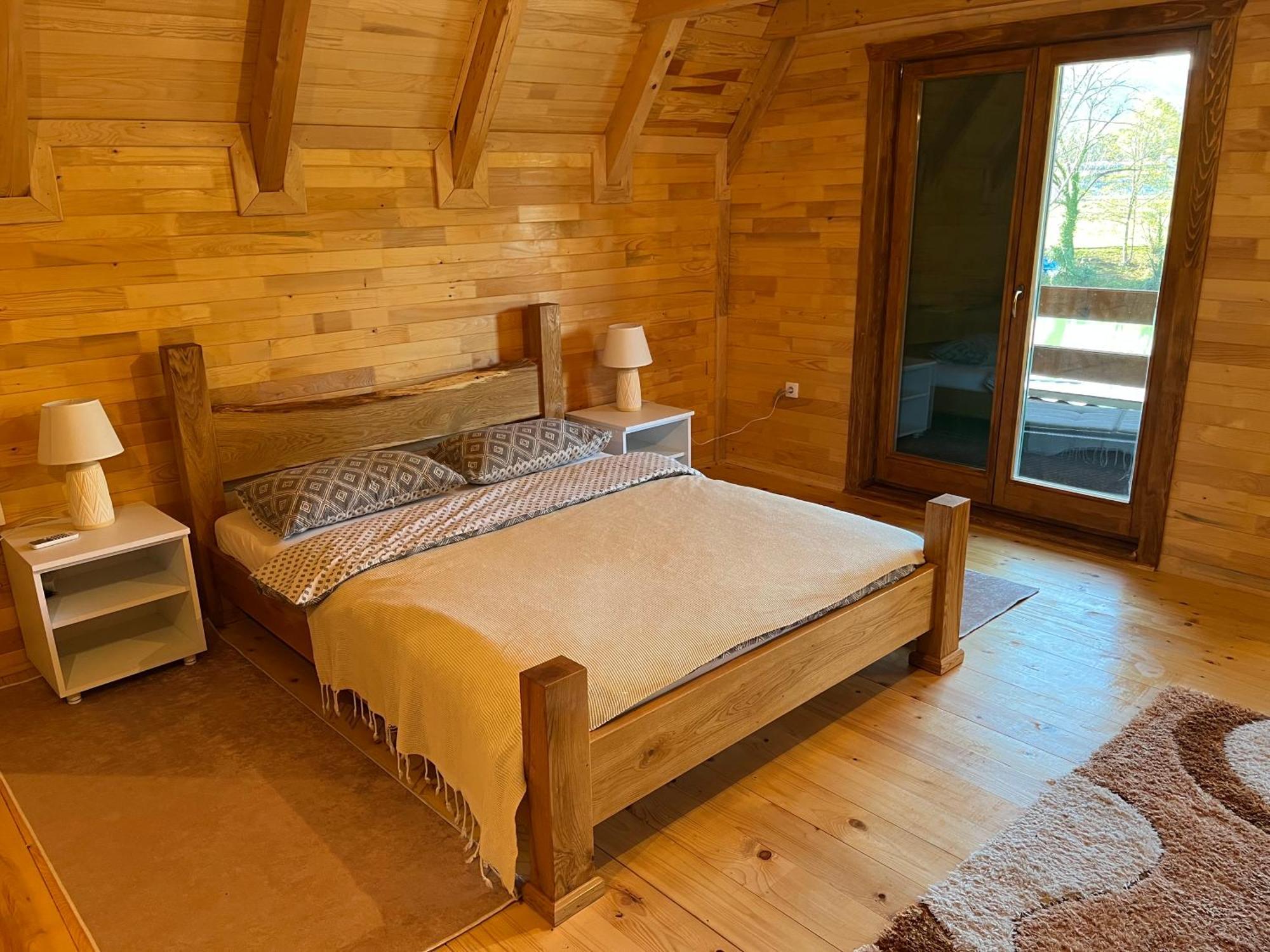 Villa Vikendica Krupa Na Vrbasu à Banja Luka Extérieur photo